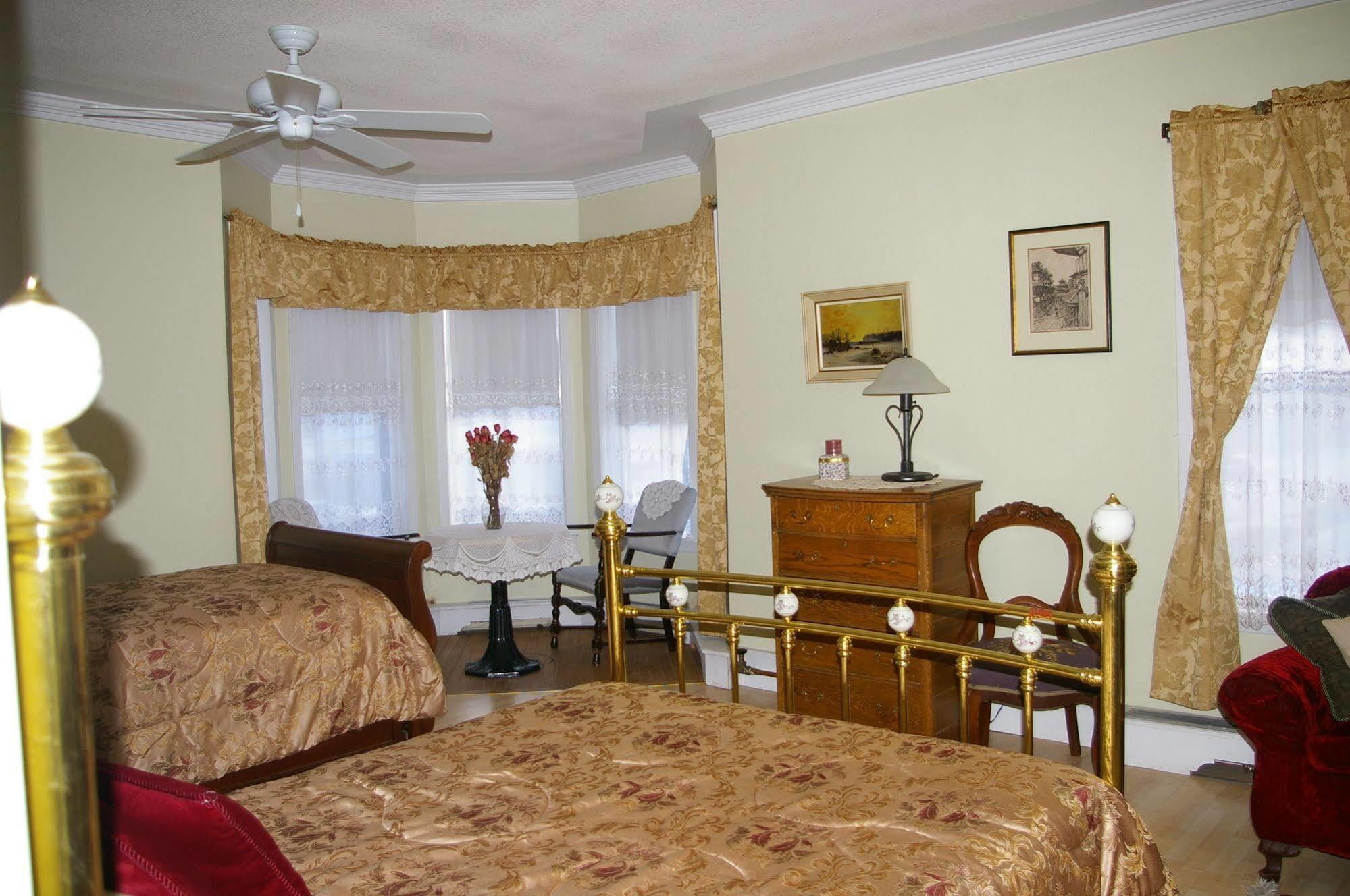 Country Encounters Accommodations Coleman Zewnętrze zdjęcie