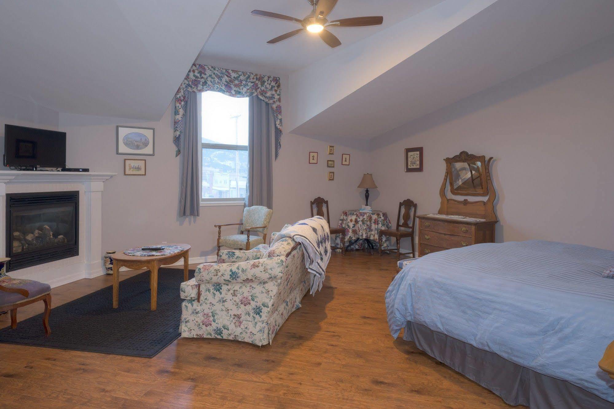 Country Encounters Accommodations Coleman Zewnętrze zdjęcie